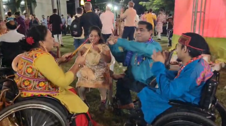 છત્રપતિ શિવાજી સહકારી મંડળી દ્વારા દિવ્યાંગ ગરબા મહોત્સવનું આયોજન કરાયું