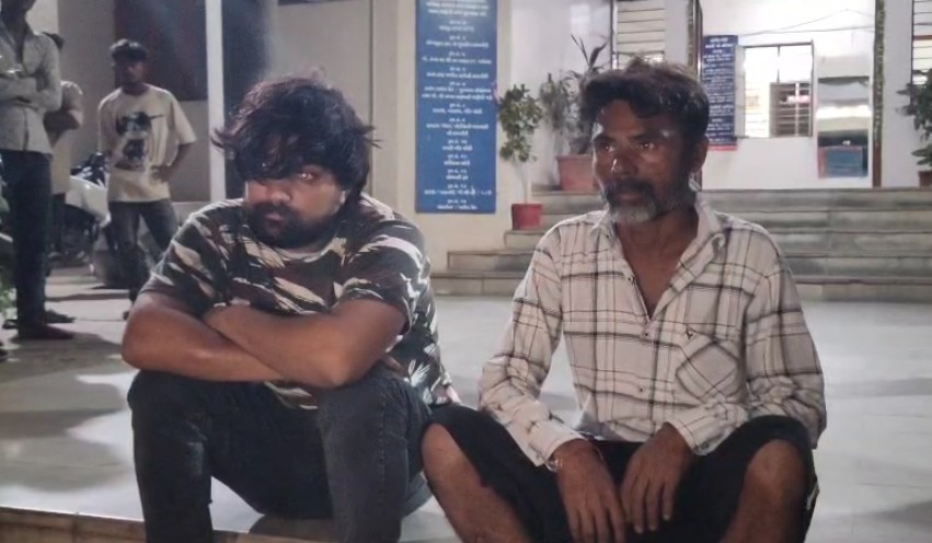 SMCએ GSFC બ્રિજ પરથી કન્ટેનર સહિત 2 આરોપીઓને ઝડપી પાડયા 