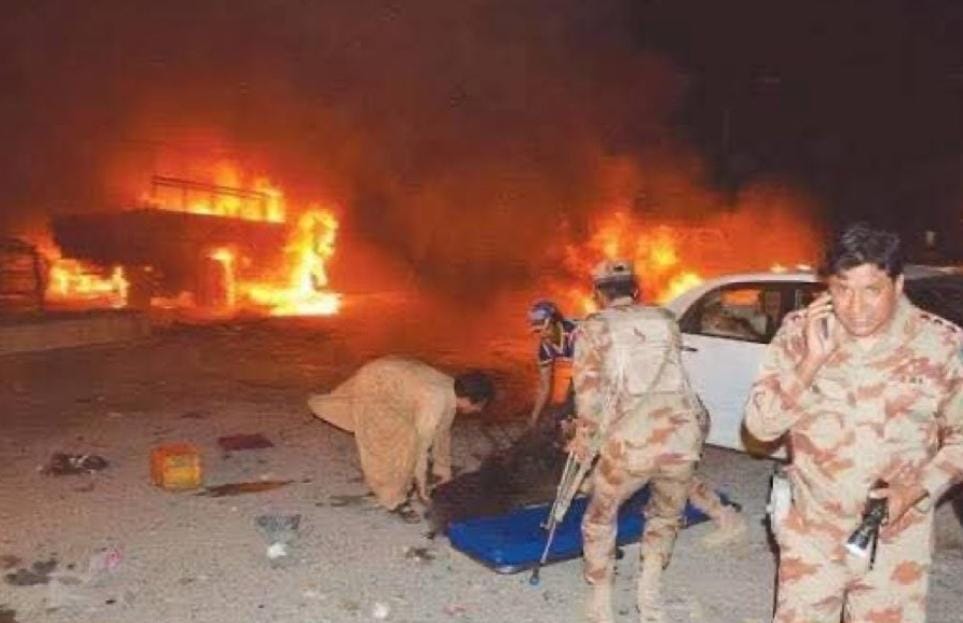 પાકિસ્તાનમાં પોલીસ ટ્રેનિંગ સ્કૂલ પર આતંકી હુમલો: 3 પોલીસકર્મીના મોત, 6 આતંકી ઠાર