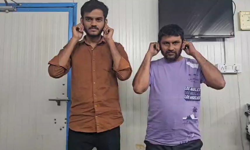 વી.એમ.સી. ઢોર ડબ્બાના કર્મચારીઓને પોતાની સરકારી કામગીરીમાં અડચણ ઉભી કરનાર ઈસમો વિરુદ્ધ કાયદેસરની કાર્યવાહી કરતી કુંભારવાડા પોલીસ