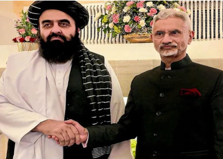 મુત્તાકીની નવી દિલ્હીમાં યોજાયેલી પ્રેસ કોન્ફરન્સમાં મહિલા પત્રકારોની 'નો એન્ટ્રી' વિવાદ