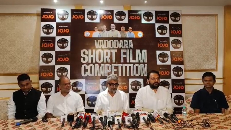વડોદરા ફાઉન્ડેશન દ્વારા વડોદરા શોર્ટ ફિલ્મ સ્પર્ધા પૂર્વે પત્રકાર પરિષદનું આયોજન 