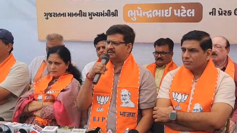 પ્રદેશ અધ્યક્ષ જગદીશ વિશ્વકર્માના વડોદરા પ્રવાસ અંગે પત્રકાર પરિષદ યોજાઇ 