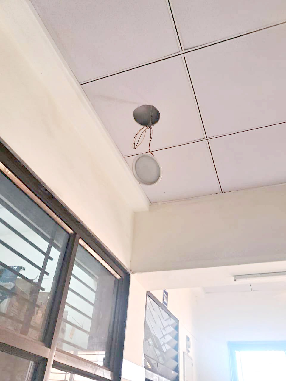 વડોદરા મામલતદાર કચેરીમાં વેરાના પૈસાનો બેફામ વેડફાટ!