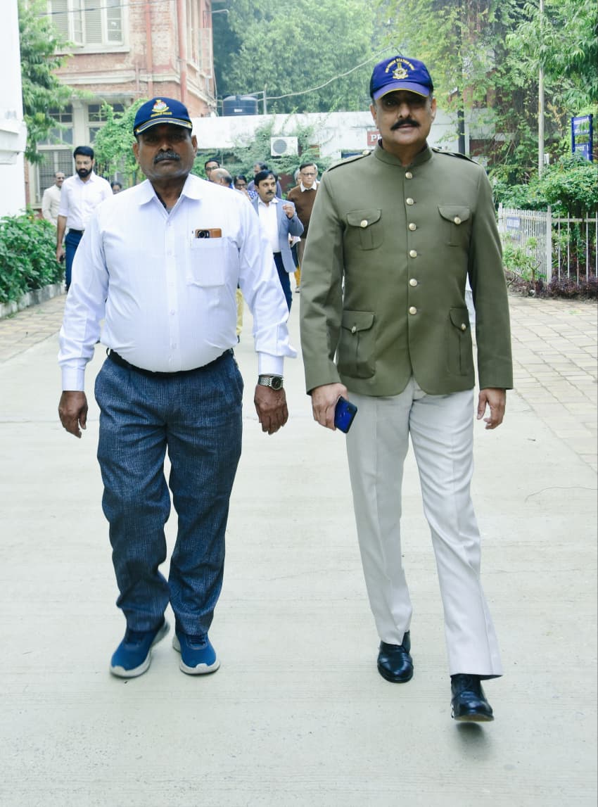 એમ.એસ.યુનિવર્સિટીમા વિજિલન્સ ઓફિસર દોઢ મહિનાથી ઘરે બેઠાં જ પગાર લે છે!