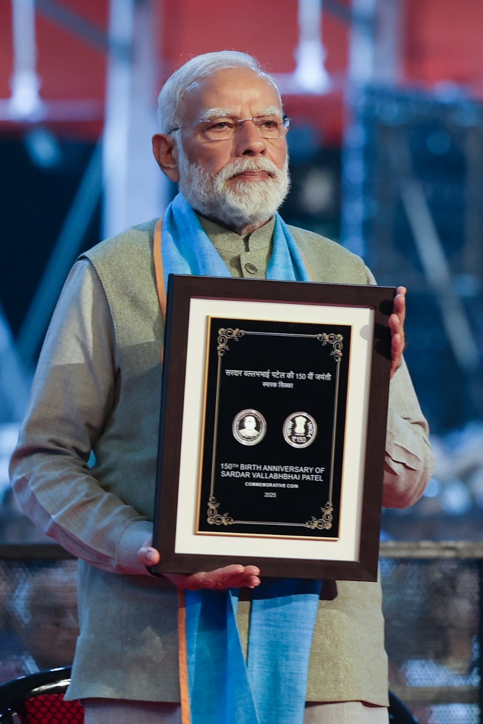 રાષ્ટ્રીય એકતા દિવસની પૂર્વ સંધ્યાએ એકતાનગરમાં રૂ. ૧૨૨૦ કરોડના વિકાસ કામોની ભેટ આપતાં વડાપ્રધાન નરેન્દ્ર મોદી