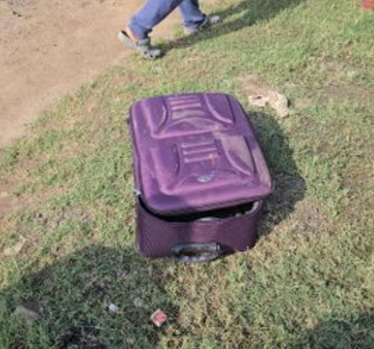 કોસંબા હાઈવે કિનારેથી એક ટ્રોલી બેગમાંથી અજાણી મહિલાનો મૃતદેહ