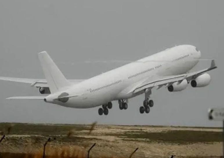 અમેરિકામાં શટડાઉનની માઠી અસર : ન્યૂયોર્ક, લોસ એન્જેલસ સહિત 40 એરપોર્ટ પર સંચાલન ઠપથશે! 