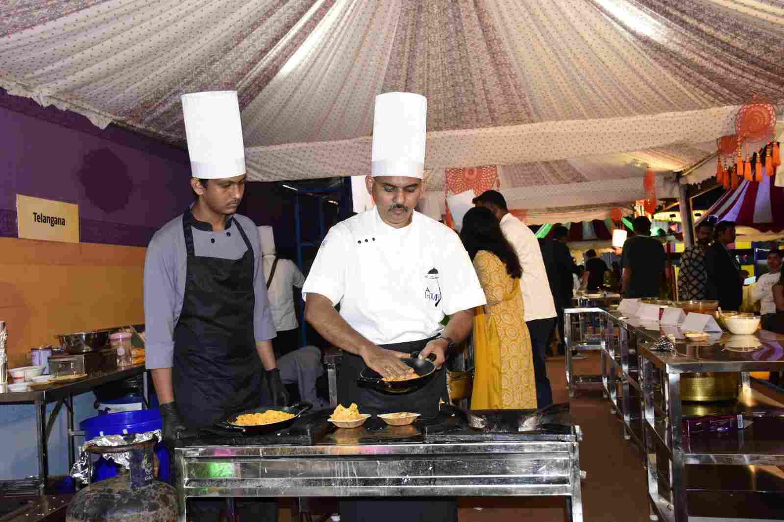 સ્ટુડિયો કિચનની સ્વાદયાત્રા: લાઇવ સ્ટુડિયો કિચનમાં દરેક વાનગીઓનો સ્વાદ કહે ટેસ્ટ ઓફ ઈન્ડિયા