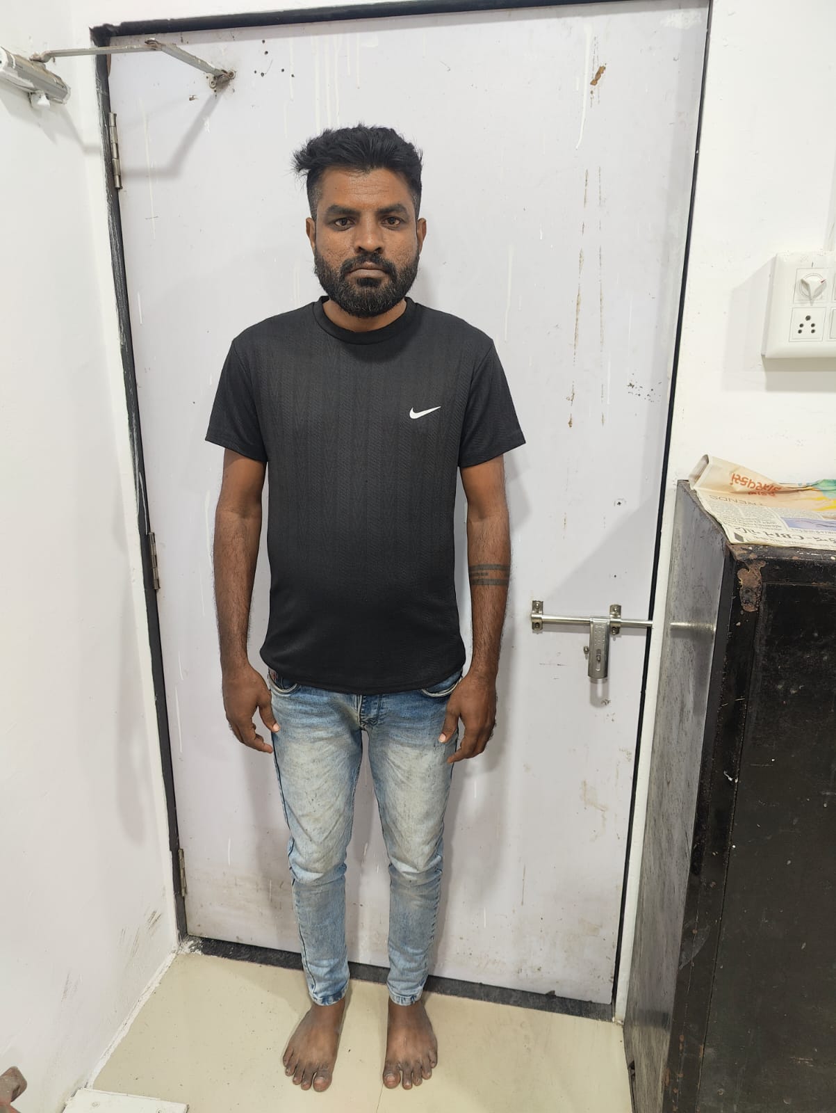 વરાછા પો.સ્ટે. ના NDPS ના કેસમાં છેલ્લા ૩ મહીનાથી નાસતા ફરતા આરોપીને પકડી પાડતી ઝોન-૧ એલ.સી.બી.