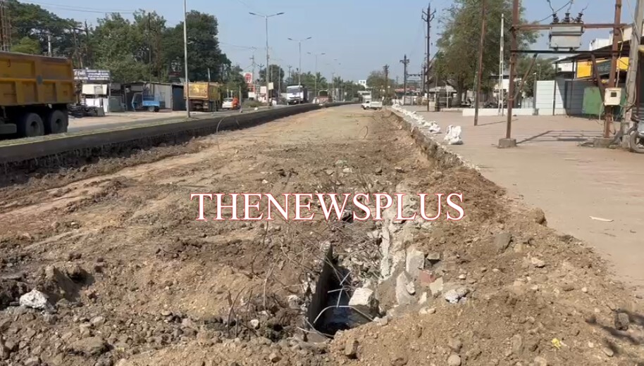 આર.એન્ડ.બી વિભાગ દ્વારા ૨૫૬ કરોડ ૮૪ લાખ ના ખર્ચે સાવલી થી ઉદલપુર રોડ મંજૂર કરવામાં આવ્યો