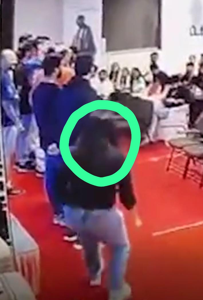 ધારુકાવાળા કોલેજમાં મંચ પર સ્પીચ આપતી વખતે ચાલુ સ્પીચે અચાનક બેભાન થયા બાદ અમદાવાદની યુવતીનું મોત