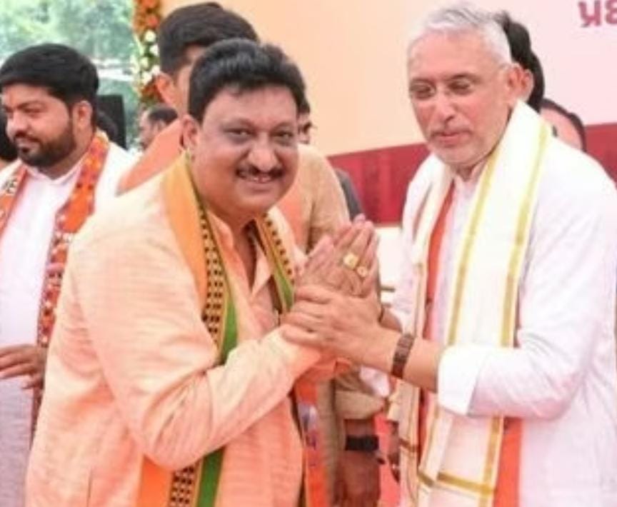 છોઉદેપુર APMCના ચેરમેન અને જિલ્લા ભાજપના પૂર્વ મહામંત્રી મુકેશ પટેલનું નિધન