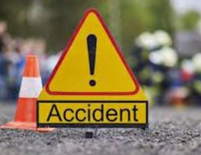 ટ્રકમાં પાછળથી બીજી ટ્રક ઘુસી જતા અકસ્માતમાં ટ્રકના ડ્રાઈવરનું ઘટના સ્થળે જ મોત