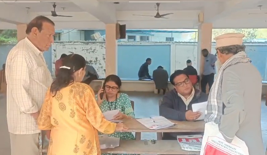 તાંદલજામાં SIR ફોર્મનું સફળ કલેક્શન