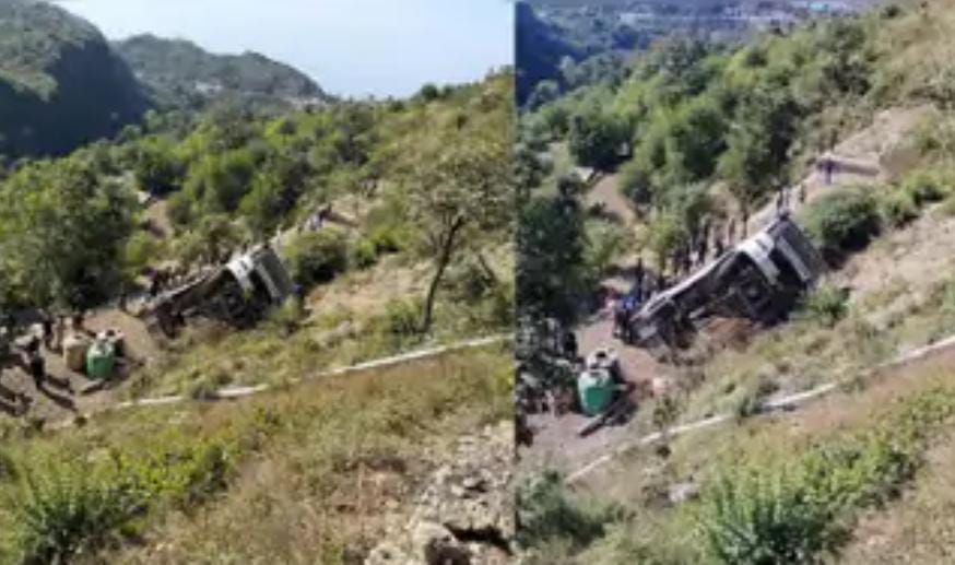 ઉત્તરાખંડના ટિહરીમાં બસ 70 મીટર ઊંડી ખીણમાં ખાબકી: મોતને ભેટેલા લોકો ગુજરાતી હોવાની શંકા