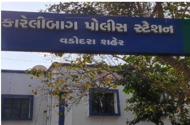 વાહનોની વિગતો નહીં રાખનાર 10 ગેરેજ સંચાલકો સામે કારેલીબાગ પોલીસે ગુનો નોંધ્યો