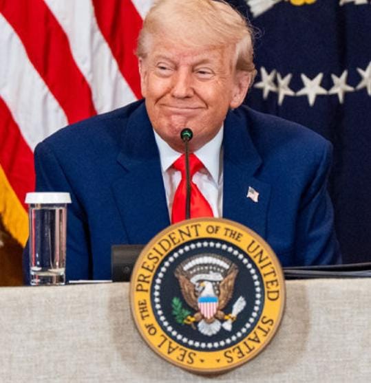 ટ્રમ્પએ વર્ક પરમિટની મહત્તમ અવધિ ૫ વર્ષથી   ઘટાડીને માત્ર 18 મહિના કરી દેવામાં આવી 