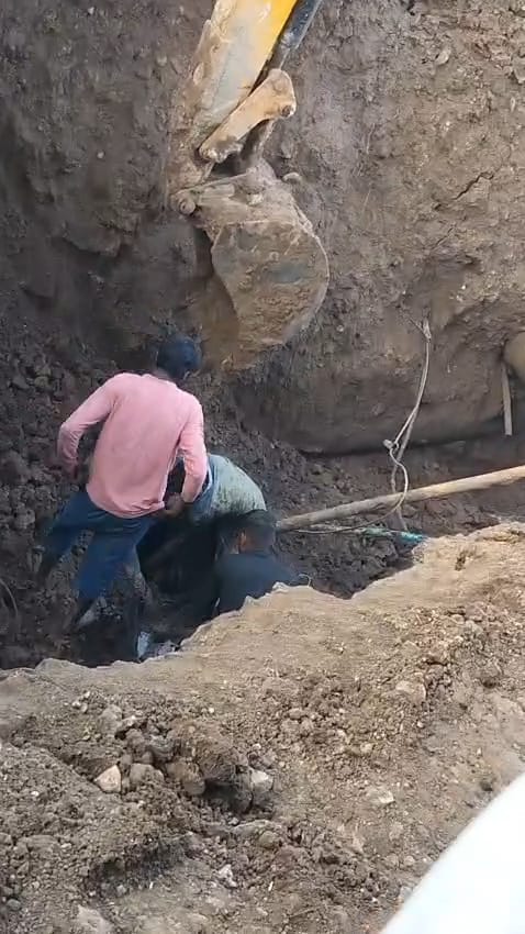 લક્ષ્મીપુરા પાઇપલાઇન લિકેજ સમારકામ દરમિયાન દુર્ઘટના, કામદાર ઊંડા ખાડામાં દટાયો