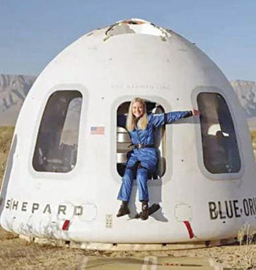 પક્ષાઘાતનો ભોગ બનેલી એન્જિનિયર મિશેલા બેન્થોસ અવકાશમાં જનારી પ્રથમ દિવ્યાંગ બની