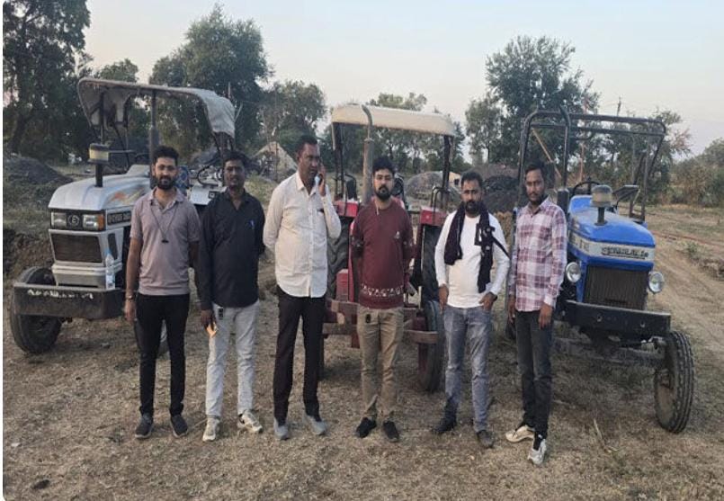 સોનગઢ ગામની સીમમાંથી મામલતદાર સહિતની ટીમે ગેરકાયદે બે કૂવા પરથી કોલસાનું ખનન ઝડપાયું