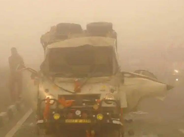 જમ્મુ-કાશ્મીરમાં પર્વતીય વિસ્તારોમાં હિમવર્ષા મેદાની પ્રદેશોમાં વરસાદના કારણે ઠંડીનો પ્રકોપ