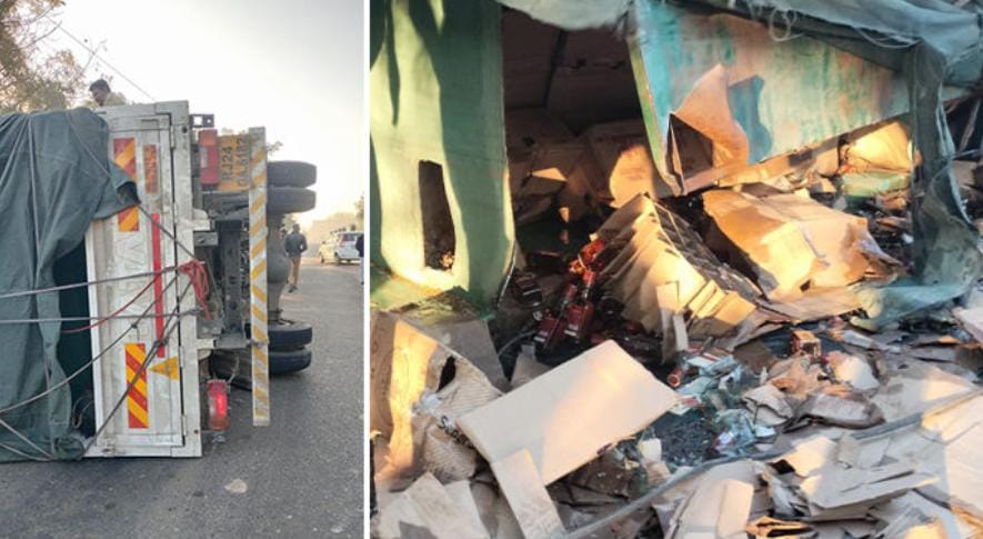 વિદેશી દારૂ ભરેલી એક ટ્રક પલટી મારી જવાની ઘટના: દારૂની બોટલો લેવા સ્થાનિક લોકોમાં પડાપડી