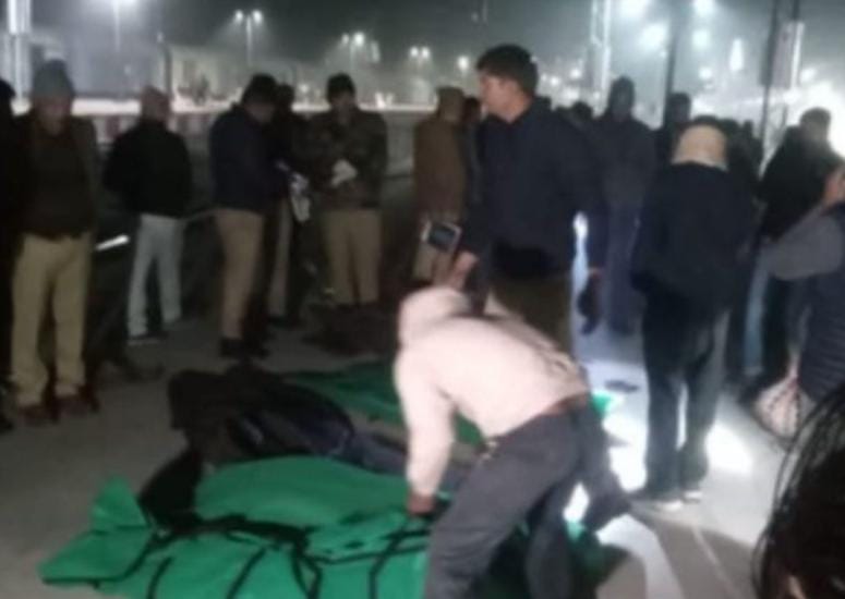 ઉત્તર પ્રદેશમાં રોઝા પોલીસ સ્ટેશન વિસ્તારમાં ભયાનક ટ્રેન અકસ્માતમાં પાંચ લોકોના ઘટનાસ્થળે  મોત