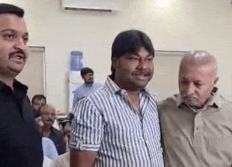 ગોંડલમાં મારામારીના કેસમાં રાજુ સોલંકી અને જયરાજસિંહ વચ્ચે સમાધાન