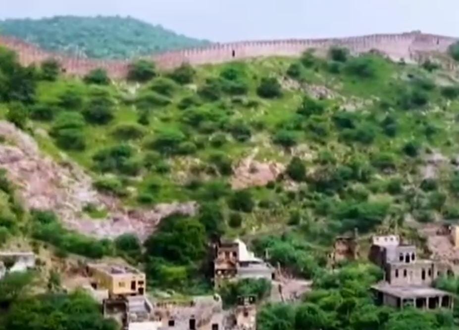 ગુજરાતથી દિલ્હી સુધી અરવલ્લીમાં નવી માઇનિંગ લીઝ આપવા પર કેન્દ્ર સરકારનો સંપૂર્ણ પ્રતિબંધ