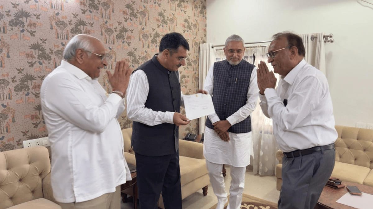 ડે.સ્પીકર પદેથી જેઠાભાઈ ભરવાડે રાજીનામું આપ્યું કે રાજીનામું લેવાયું 