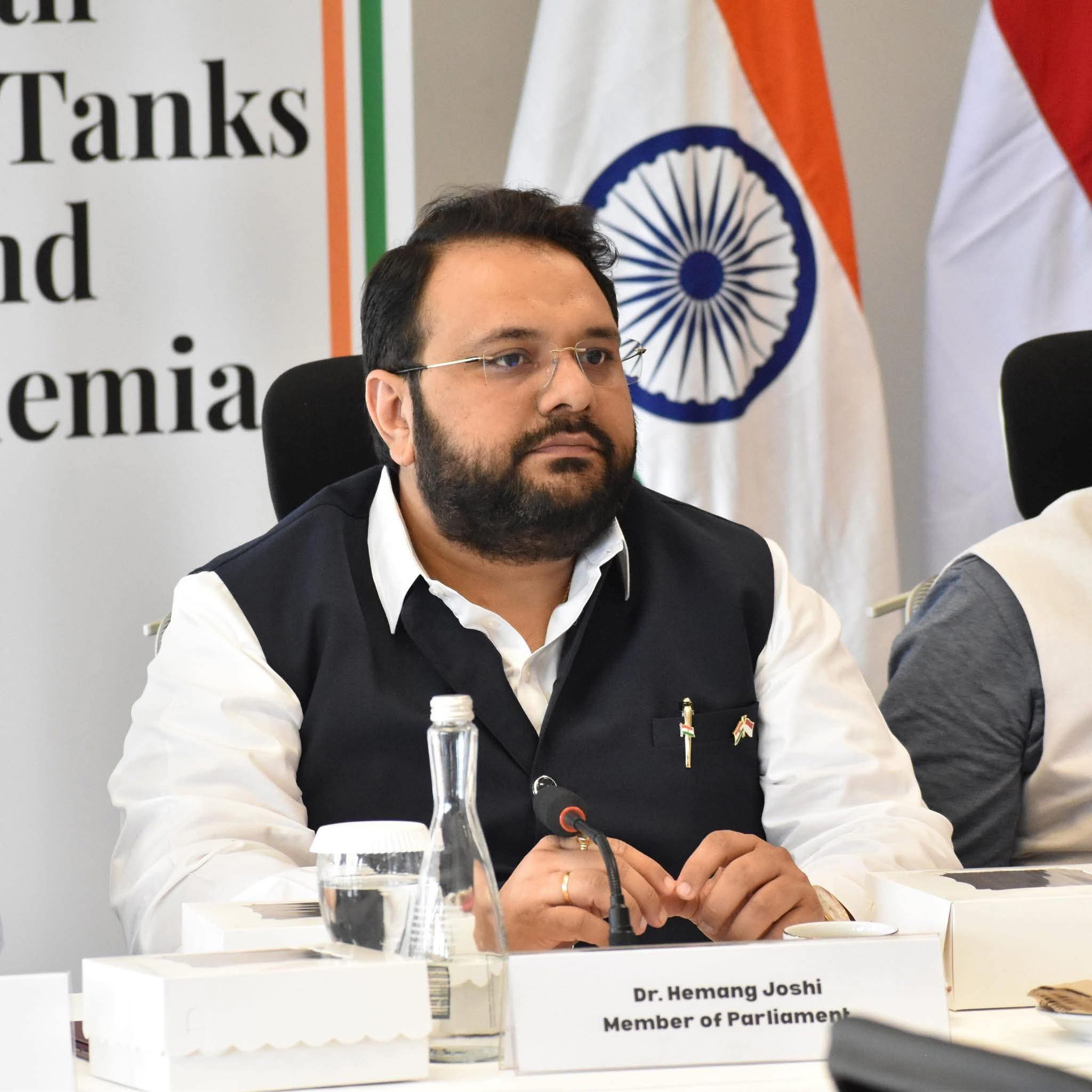 વડોદરાના સાંસદ ડૉ. હેમાંગ જોશીની પ્રદેશ યુવા મોરચાના પ્રમુખ તરીકે નિમણૂક