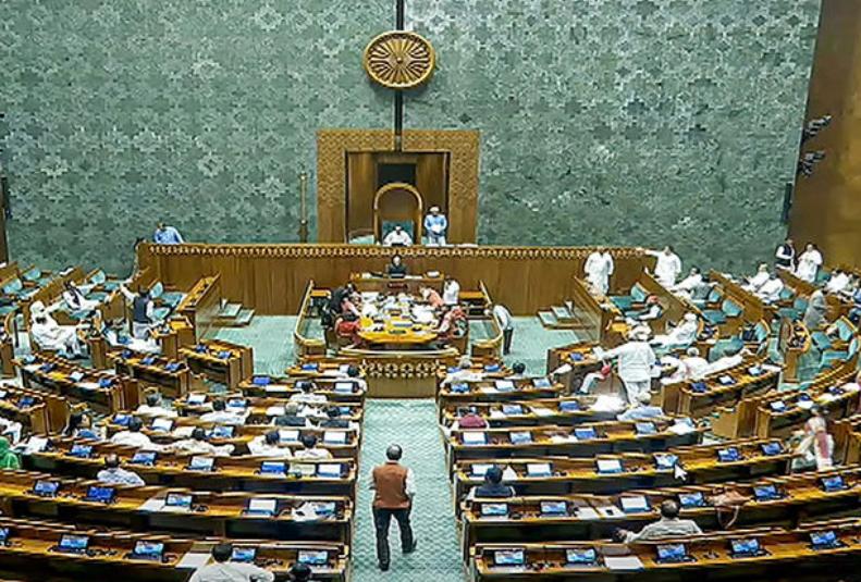 ભાજપનો થ્રી-લાઇન વ્હિપ : સાંસદોની હાજરી અનિવાર્ય: 16થી 18 એપ્રિલ સુધી ગૃહમાં ફરજિયાત હાજર રહેવા આદેશ 