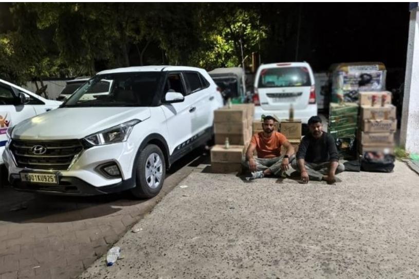 લાખો રૂપિયાના વિદેશી દારૂ અને બિયરના જથ્થા સાથે બે બુટલેગરોને ઝડપી પાડ્યા