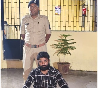 પ્રોહિબિશન ગુનામાં સંડોવાયેલ આરોપીને પાસા ધારા હેઠળ અટકાયત