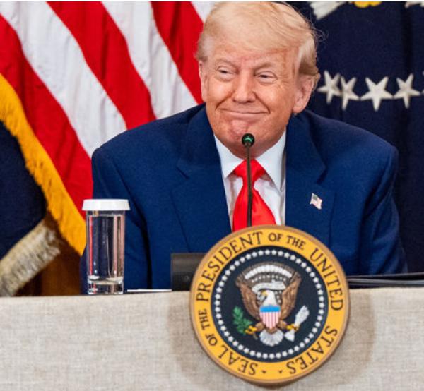 ટ્રમ્પ એ અંદાજે 40 જેટલી શિપિંગ કંપનીઓ અને ટેન્કરો પર આર્થિક પ્રતિબંધો 