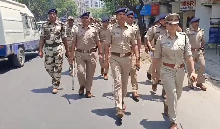 જિલ્લા ચૂંટણી મતદાન ન્યાયી અને શાંતિપૂર્ણ વાતાવરણમાં સંપન્ન થાય તે માટે તંત્ર દ્વારા આખરી ઓપ આપવામાં આવ્યો. 