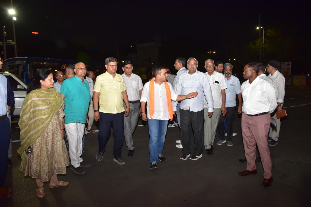 સરદારધામ લોકાર્પણ પહેલાં વડોદરા હાઈ એલર્ટ પર: હર્ષ સંઘવી મેદાનમાં, મોદીના રૂટનું નિરીક્ષણ