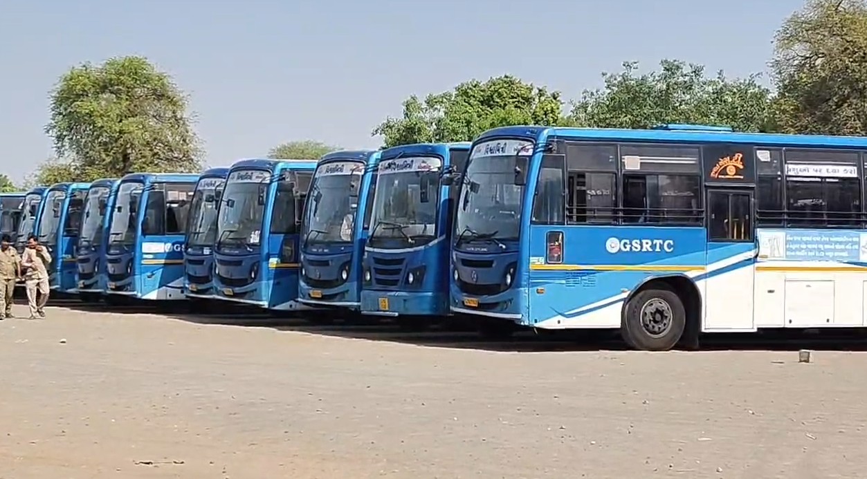 વડોદરામાં PM મોદીના આગમનને લઈને ભવ્ય તૈયારીઓ, નવલખી મેદાનમાં 100થી વધુ ST બસોની વ્યવસ્થા
