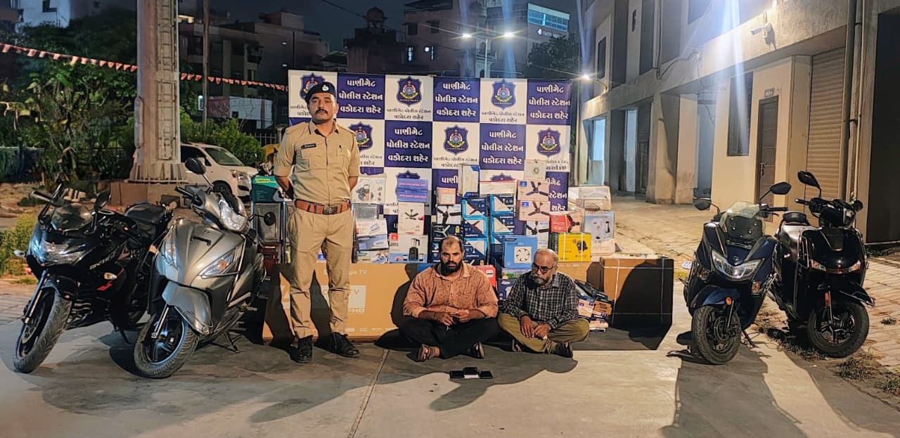 વેપારીઓને ચકમો આપી ચોરી કરતી પારિવારિક ગેંગનો પર્દાફાશ, 3 આરોપી ઝડપાયા