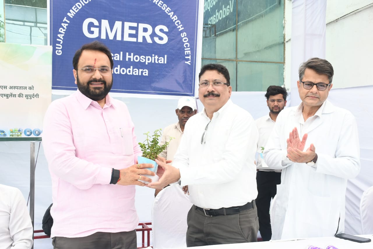 જનકલ્યાણની નવી પહેલ: ગોત્રી GMERS હોસ્પિટલને એડવાન્સ લાઇફ સપોર્ટ એમ્બ્યુલન્સ