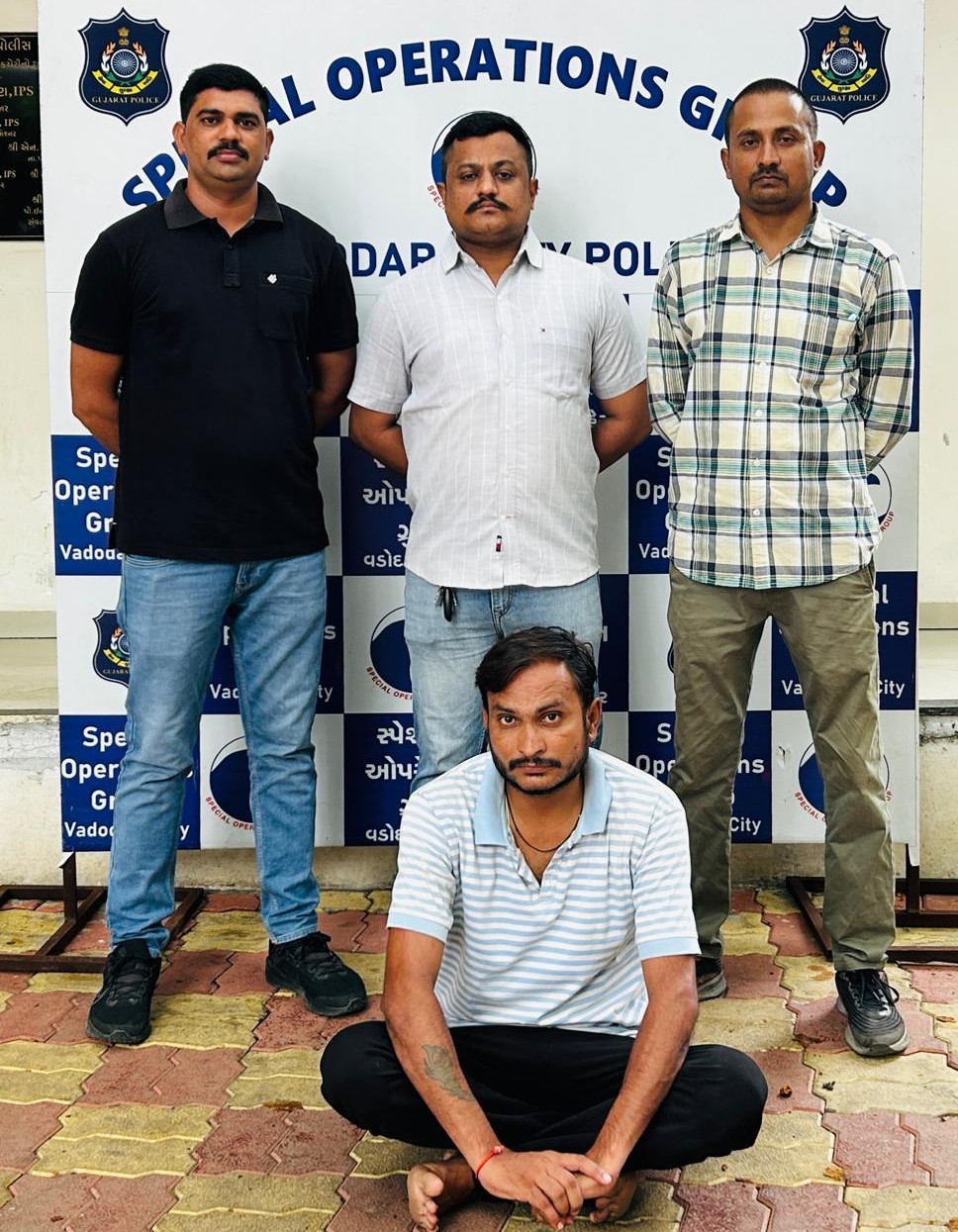બાપોદ એન.ડી.પી.એસ. કેસમાં વોન્ટેડ સપ્લાયર ઝડપાયો, નશાકારક કફ સીરપ અને ટેબલેટ પુરા પાડતો હતો