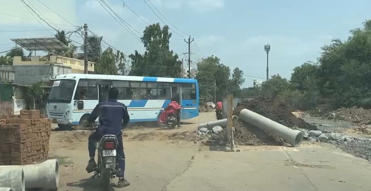 25 લાખની વસ્તીમાં એક મરદ પાક્યો.