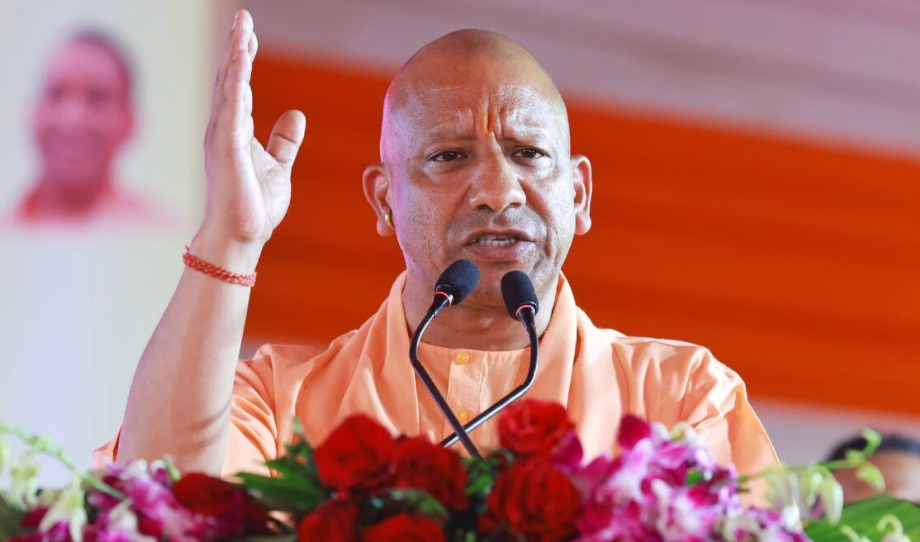 'હર ઘર તિરંગા' જનઆંદોલન બને, 5 કરોડ ઘરો સુધી તિરંગો પહોંચાડવાનો લક્ષ્યાંક : સીએમ યોગી