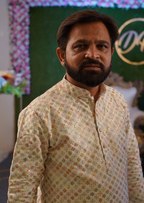 વડોદરાના દંતેશ્વર તળાવમાં કૂદી વિરાજ સલૂનના સંચાલકે જીવન ટૂંકાવ્યું
