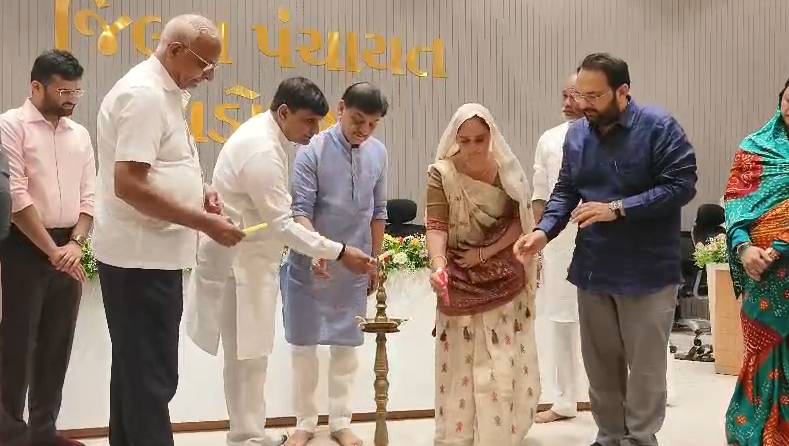 વડોદરા જિલ્લા પંચાયત દ્વારા રાષ્ટ્રીય ગ્રામ સ્વરાજ અભિયાન અંતર્ગત પદાધિકારીઓ માટે એક દિવસીય તાલીમ કાર્યક્રમ યોજાયો