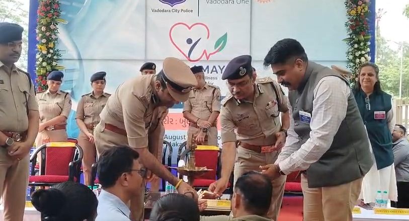 મકરપુરા પોલીસ સ્ટેશન ખાતે નિરામય વેલનેસ સેન્ટરનું ઉદ્ઘાટન, પોલીસ કર્મચારીઓની તંદુરસ્તી માટે નવી પહેલ