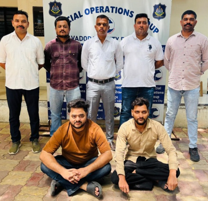 અકોટાના રૂ.10.20 લાખના પ્રતિબંધિત વેપ કેસમાં બે આરોપી ઝડપાયા