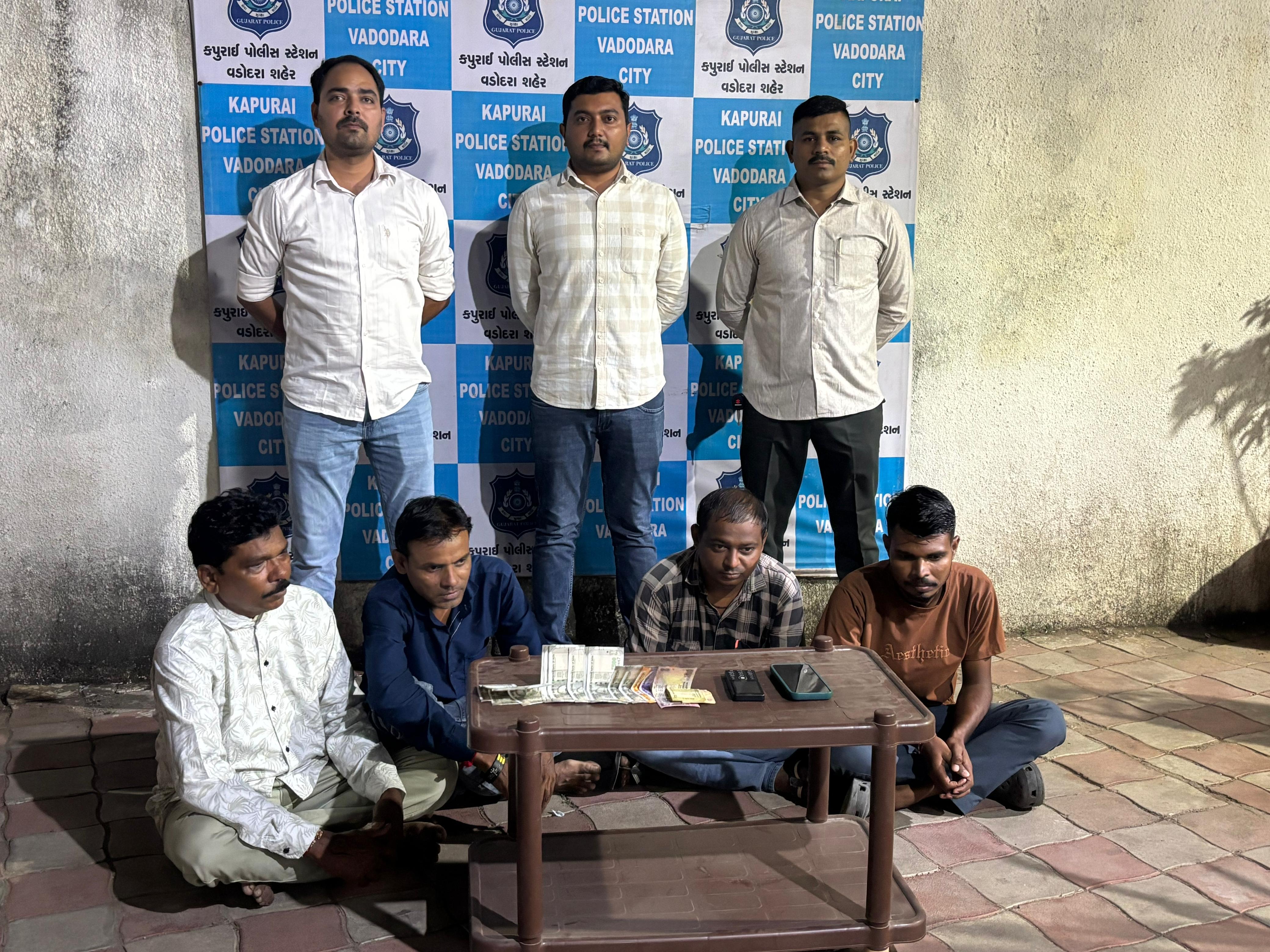 કપુરાઈ પોલીસની કાર્યવાહી, જુગાર રમતા ચાર ઝડપાયા