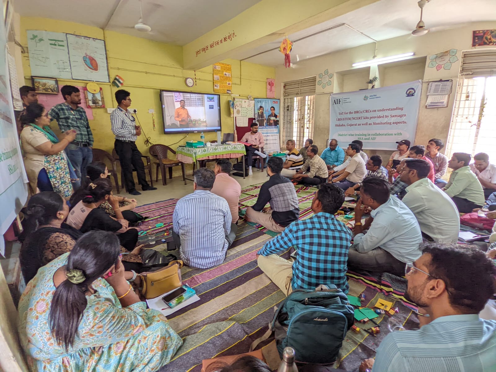 સાંકરદામાં STEM LAB અંતર્ગત વડોદરા જિલ્લાના બી.આર.સી અને સી.આર.સી કો.ઓર્ડીનેટરની એક દિવસીય કાર્યશાળા યોજાઈ